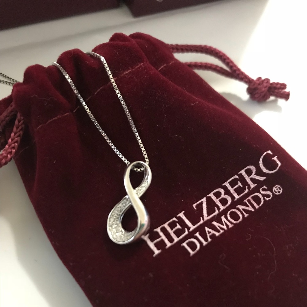 NWOT Silver Pendant from Helzberg Diamonds